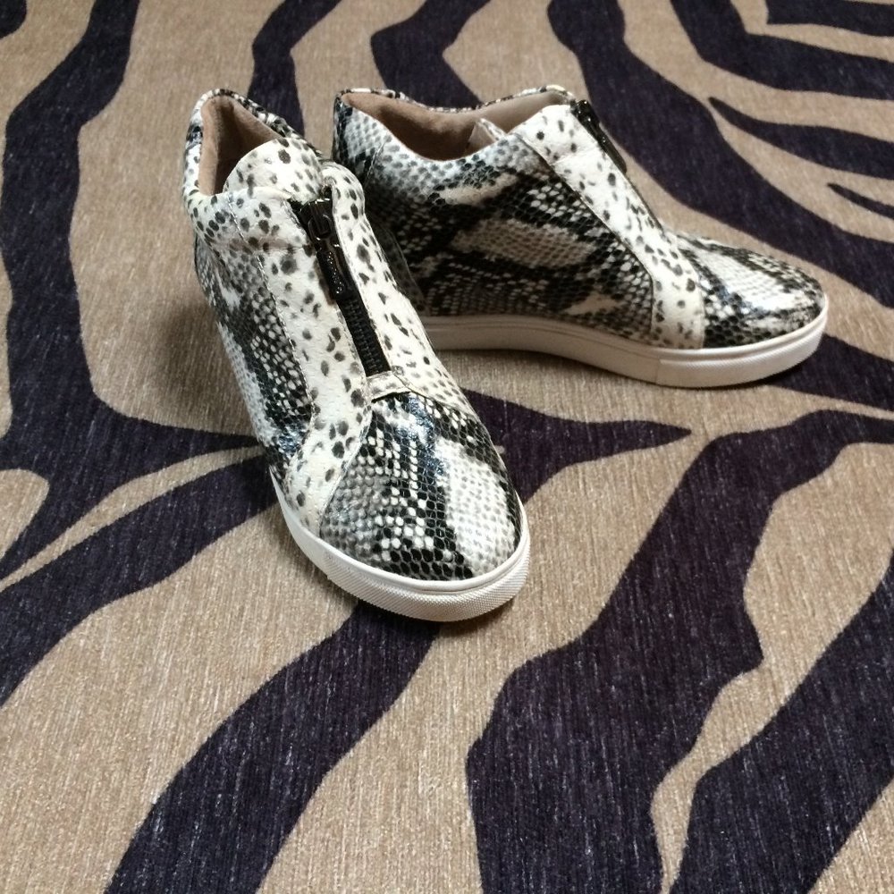 Glenda Waterproof Sneaker Bootie